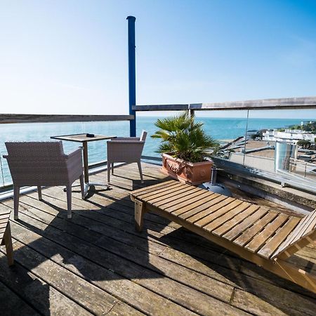 Logis Hotel - La Petite Rade Le Havre Buitenkant foto