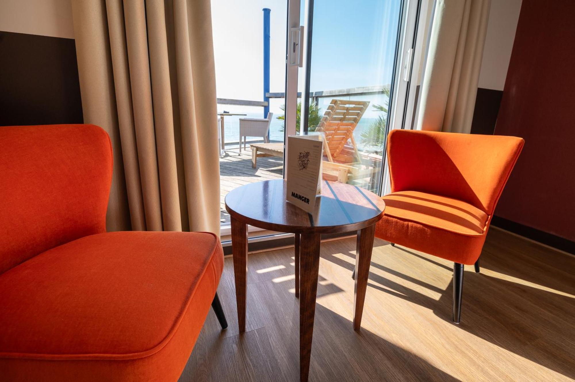 Logis Hotel - La Petite Rade Le Havre Buitenkant foto