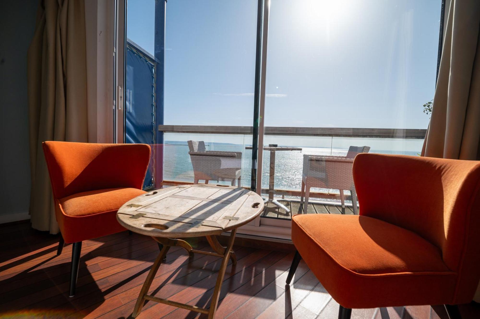 Logis Hotel - La Petite Rade Le Havre Buitenkant foto